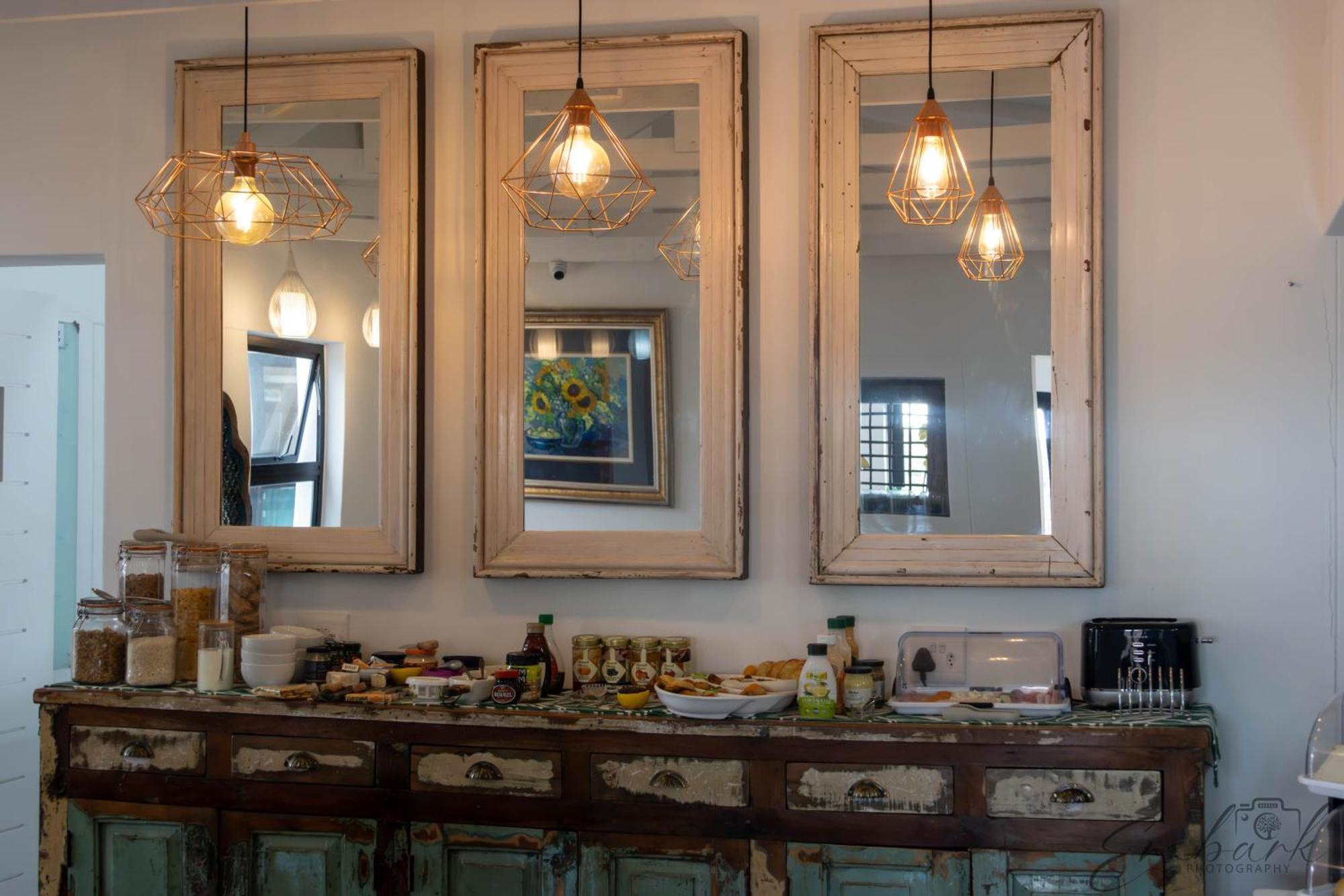 The Rez Guesthouse Уолфиш Бей Екстериор снимка